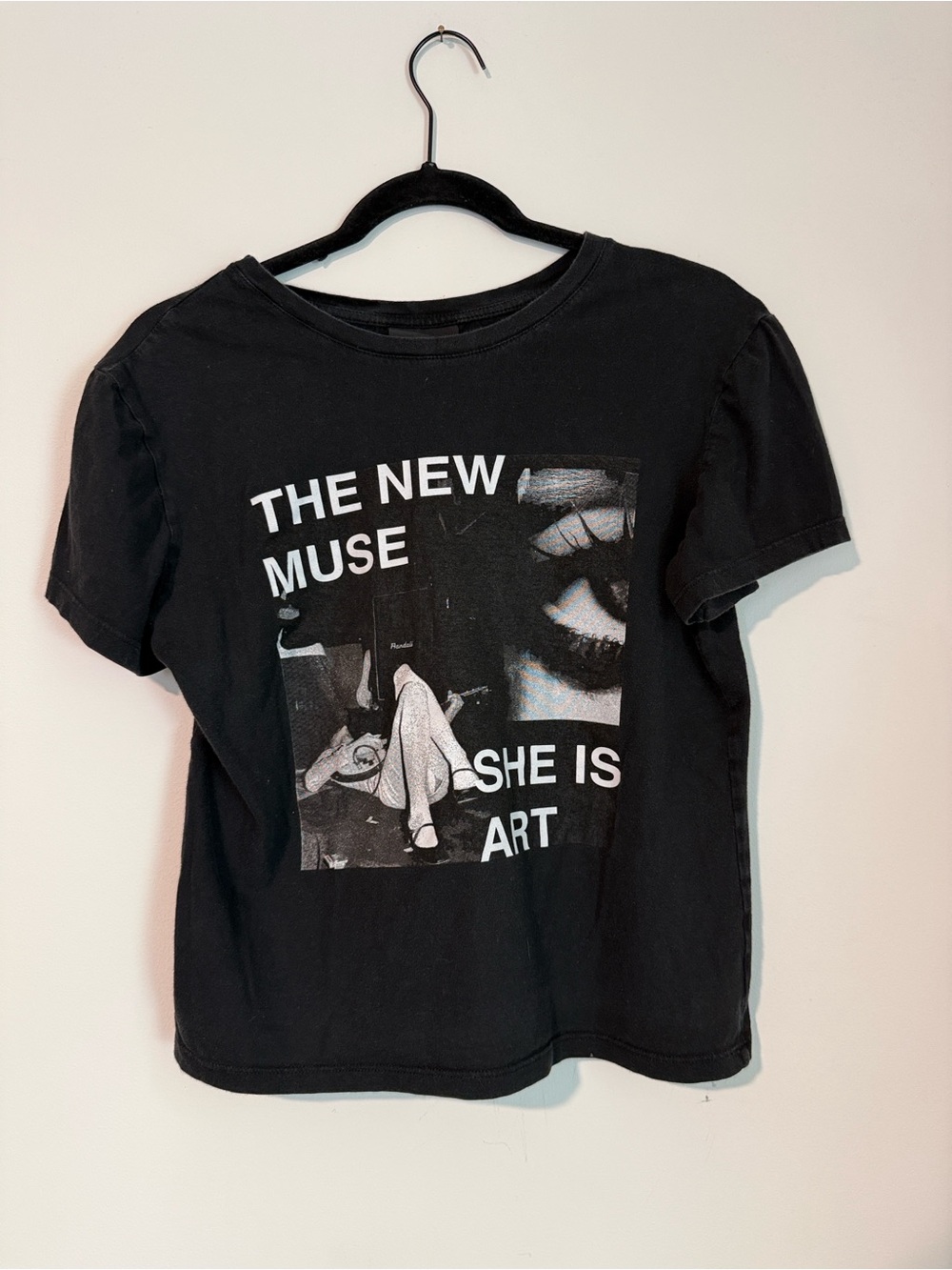 Complot Tee